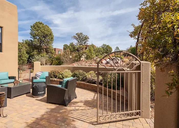 Bella Vista Retreat